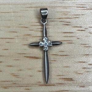 925 Sterling Silver Dagger Cross Pendant with Cubic Zirconia Stones 2.00g